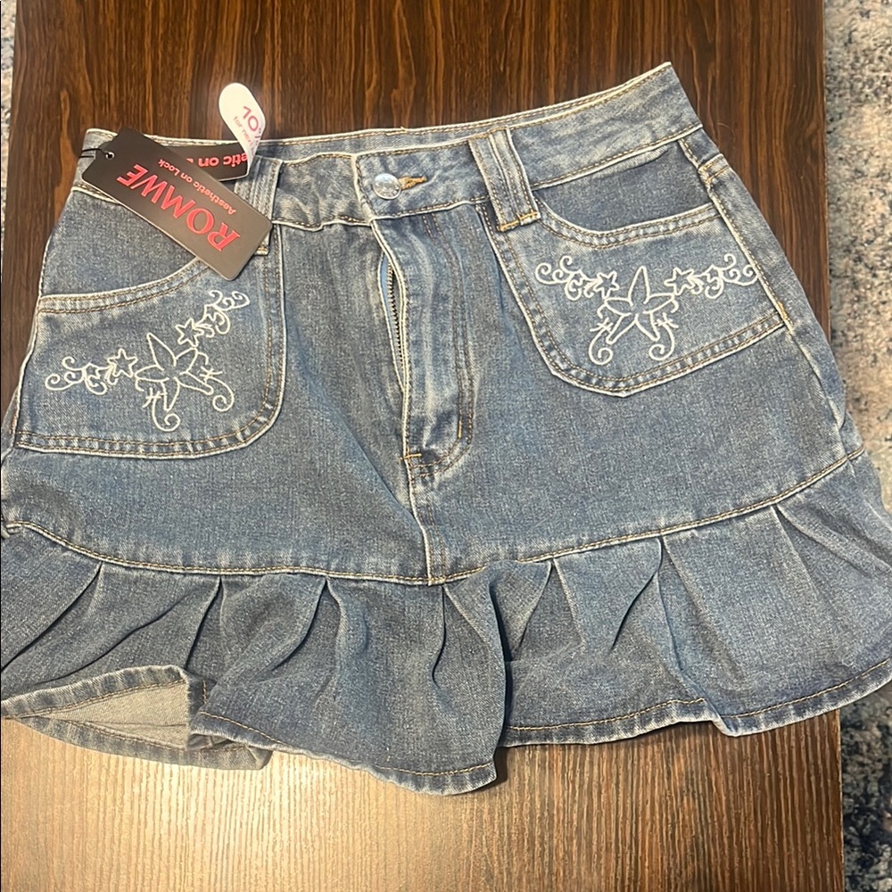 ROMWE Blue Denim Skirt with Embroidery NWT